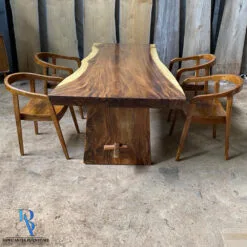 Meja Makan Kayu Trembesi Solid Natural Simple Design BA-7
