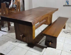 Meja Makan Minimalis Kayu Trembesi Klasik Natural Design BA-26