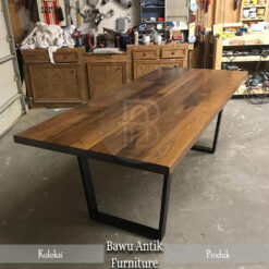 Meja Makan Minimalis Modern Kayu Solid Kaki Besi BA-105