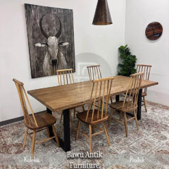 Meja Makan Kayu Trembesi Solid Urat Jati Utuh Sisi Alami BA-178