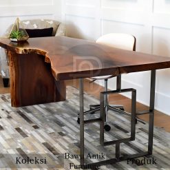 Meja Kayu Solid Trembesi Waterfall Style Industrial Design BA-267.1