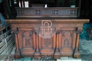 Meja Altar Katolik Jati Warna Natural Classic Luxury Carving BA 318