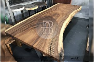 Meja Kayu Trembesi Jepara High Quality Furniture Terbaru BA 330