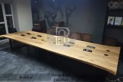 Meja Meeting Panjang Kayu Utuh Full Accesoris Kaki Besi Furniture Jepara BA-328