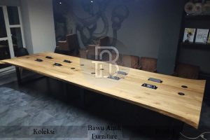 Meja Meeting Panjang Kayu Utuh Full Accesoris Kaki Besi Furniture Jepara BA 328