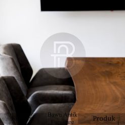 Meja Rapat Panjang Kayu Trembesi Solid Kualitas Grade A BA-392.1