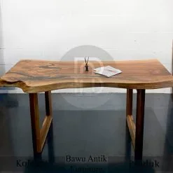 Meja Solid Kayu Trembesi Natural Color Best Seller BA-393