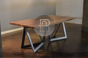 Meja Kayu Solid Jati Industrial 2 Slab BA 528