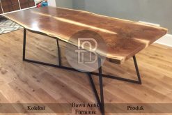 Meja Kayu Solid Live Edge Daun Meja Kayu Trembesi Sisi Alami BA-490
