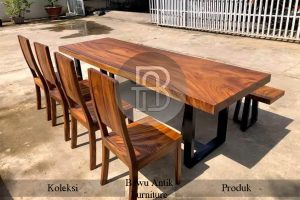 Meja Makan Kayu Trembesi Solid Minimalis Natural Slab Design BA 503