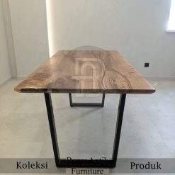 Meja Kayu Jati Solid Cantik Serat Alami Kaki Besi Persegi BA-576.1