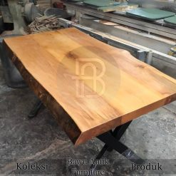Desain Meja Solid Jati Jepara Sisi Alami BA-637.1