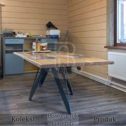 Meja Kayu Solid Jati Desain Minimalis Industrial BA-680.1