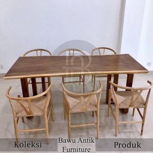 Meja Makan Minimalis Kayu Solid Trembesi Sisi Alami Berkualitas BA-699.2