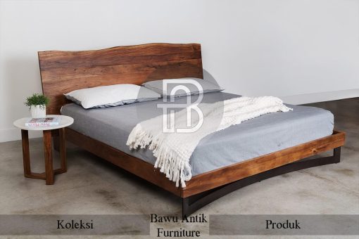 Tempat Tidur Kayu Solid Trembesi Live Edge Design BA-669