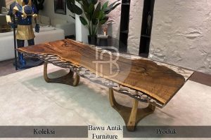 Meja Kayu Solid Trembesi Resin Elegant Desain Anggun BA 733