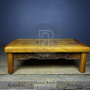 Meja Sembahyang Leluhur Kayu Solid Desain Cantik BA 714