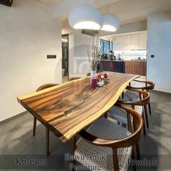 Meja Makan Kayu Trembesi Live Edge Style Kursi Hiroshima BA-805